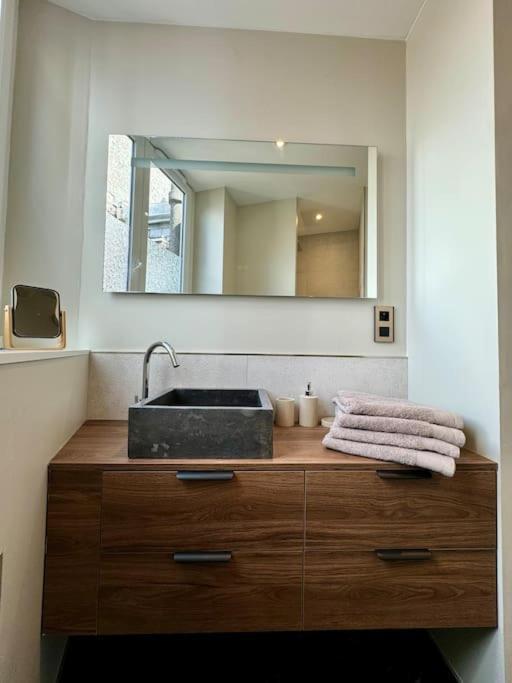 Bel Appartement Climatise En Plein Coeur De Лил Екстериор снимка