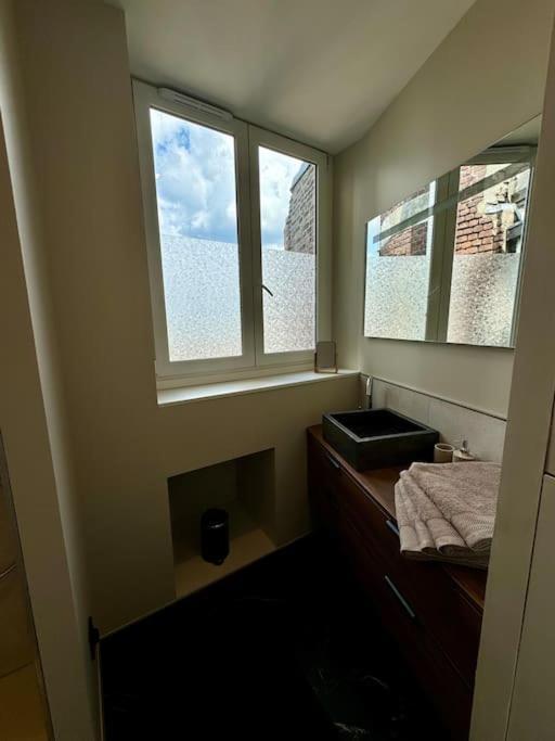 Bel Appartement Climatise En Plein Coeur De Лил Екстериор снимка